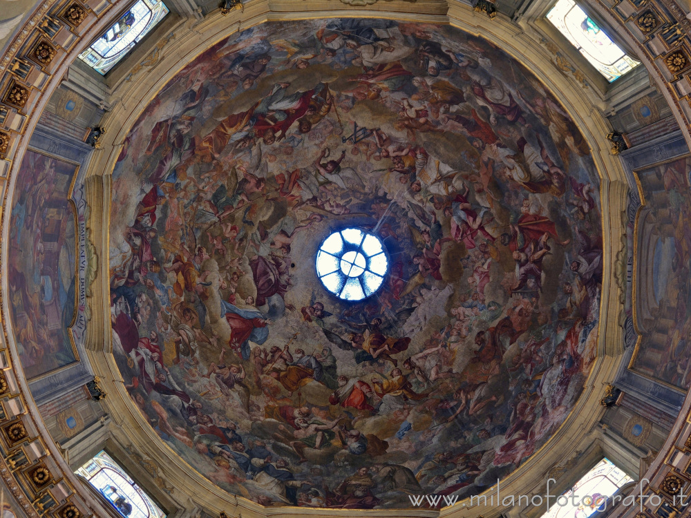 Milan (Italy) - Frescoed calotte of the central dome of the Church of Sant'Alessandro in Zebedia
